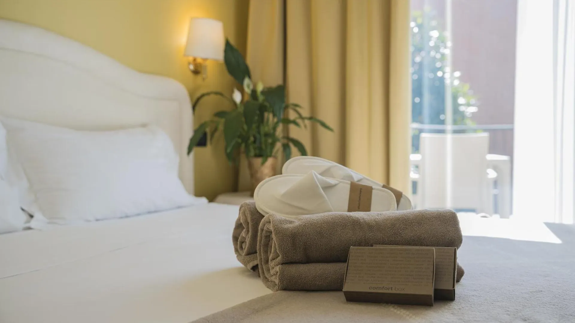 ***  Admiral Hotel Villa Erme Desenzano del Garda Italy