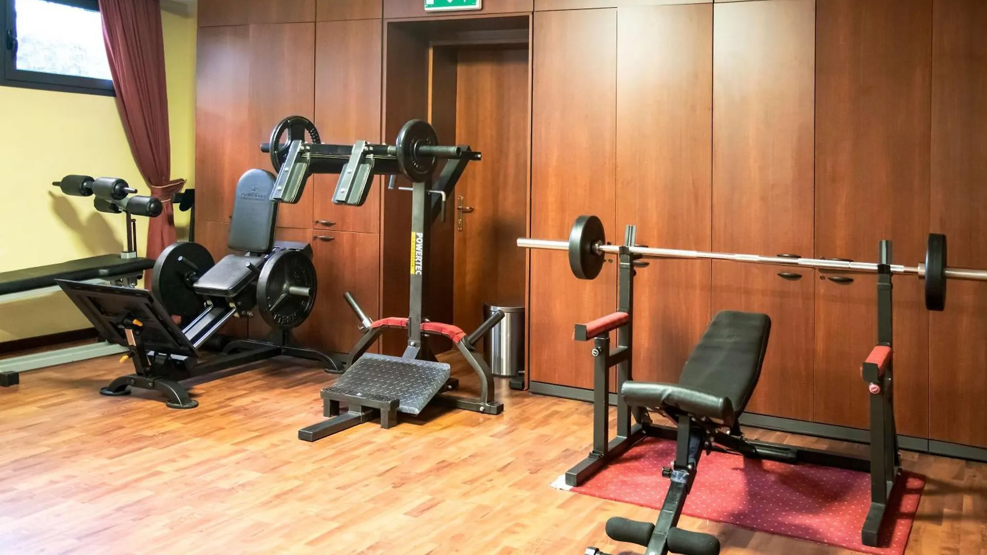 Admiral Hotel Villa Erme 데센자노델가르다