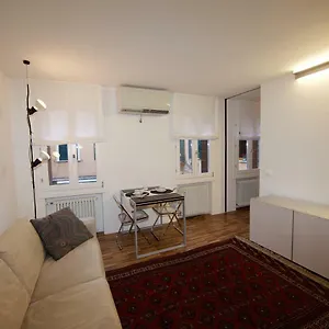 piccola-corte.hotelinveneto.com/