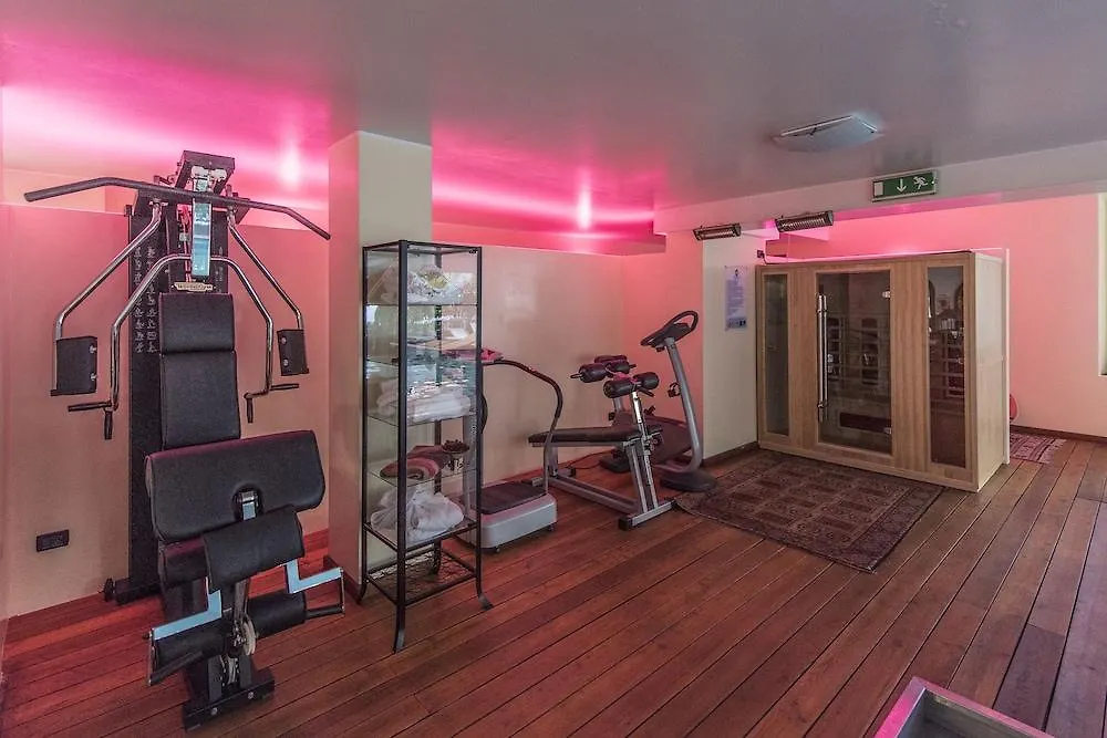 Admiral Hotel Villa Erme Desenzano del Garda 3*,