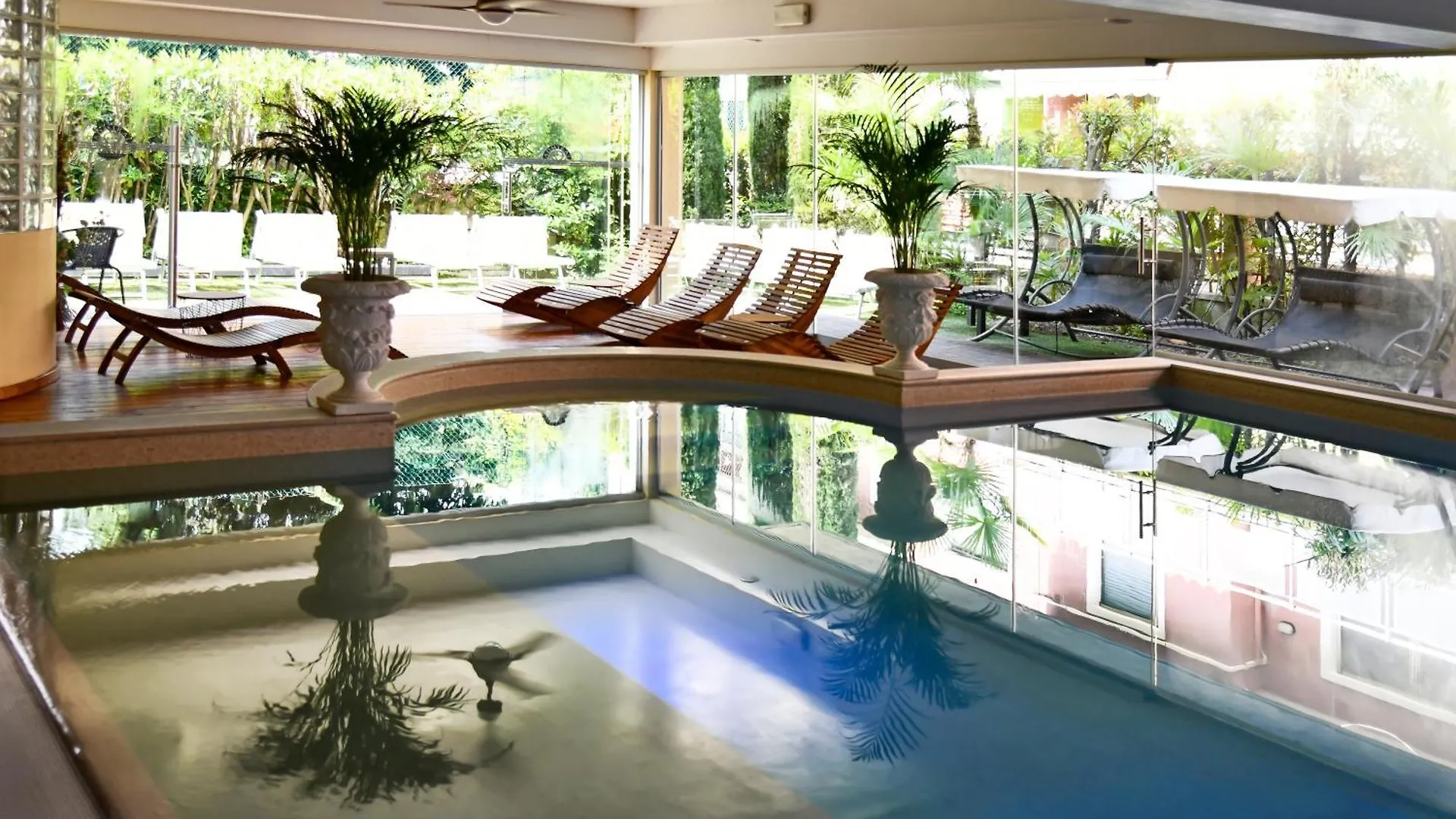 Admiral Hotel Villa Erme Desenzano del Garda 3*,