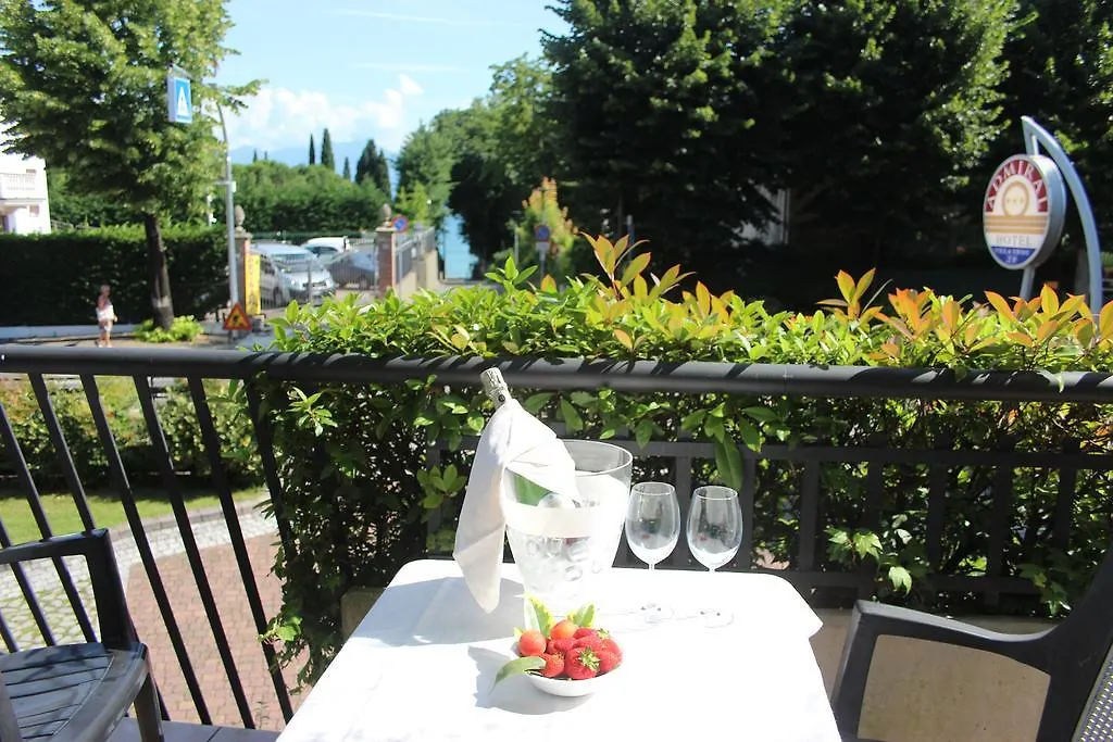 Admiral Hotel Villa Erme Desenzano del Garda 3*,  Italien